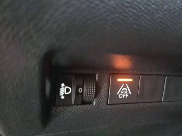Peugeot 2008 puretech 100 s&amp;s bvm6 — photo 49