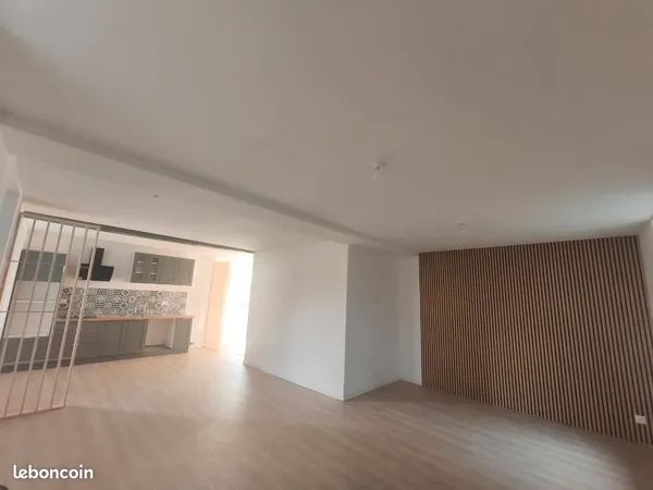 Maison 95m2 refaite à neuf