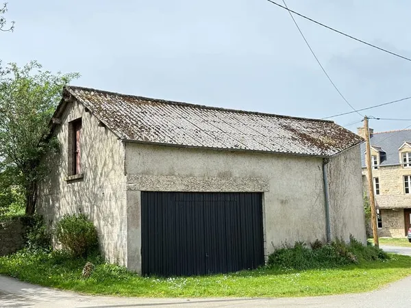 A vendre Maison, dépendance proche Jugon les lacs