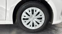 Toyota Yaris 116h Dynamic 5p MY22 — photo 20
