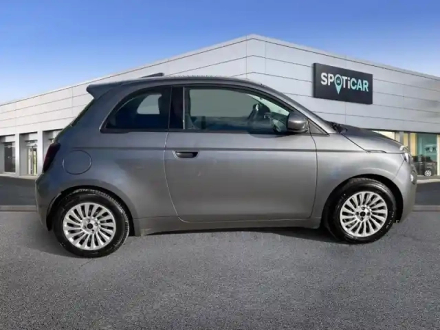 Fiat 500 e 118ch my23 — photo 4