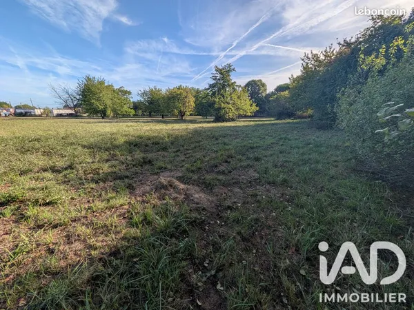 Terrain 3164 m² Chassors