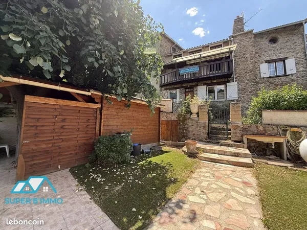 Propriété 4 pièces 108 m²