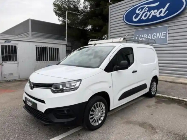 Toyota Proace city medium 100 d-4d business rc21