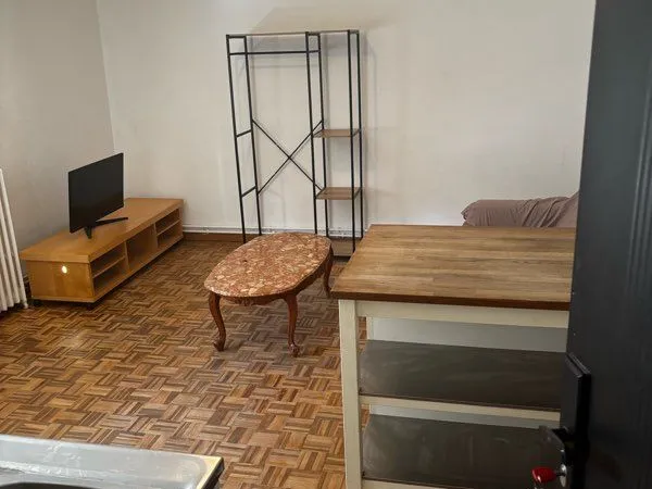 “Studio meublé neuf 22 m² - Gare Ligne P à 3 km - Chauffage inclus”