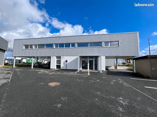 Bureaux 205 m² GUIPAVAS