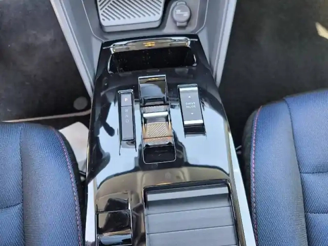 Citroën C4 hybride 145 e-dcs6 — photo 14