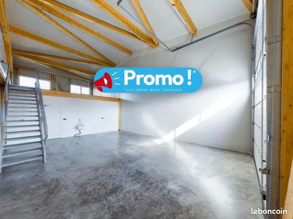 Local d'activité 145 m²