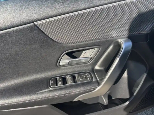 Mercedes Classe A 180 d progressive line — photo 17