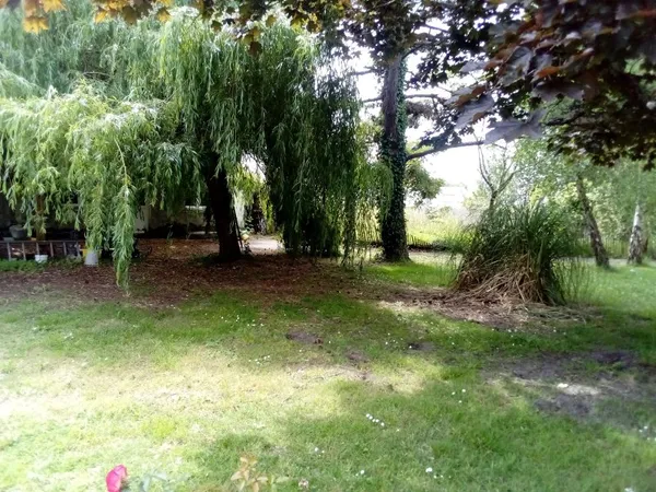 Vends terrain 888m²