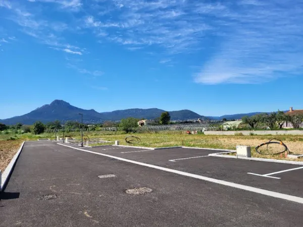 Terrain 640 m²