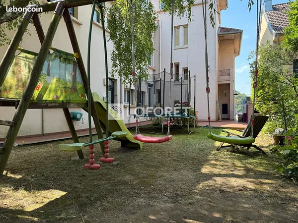Maison 10 pièces 190 m²
