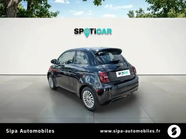 Fiat 500 3+1 e 118 ch — photo 25