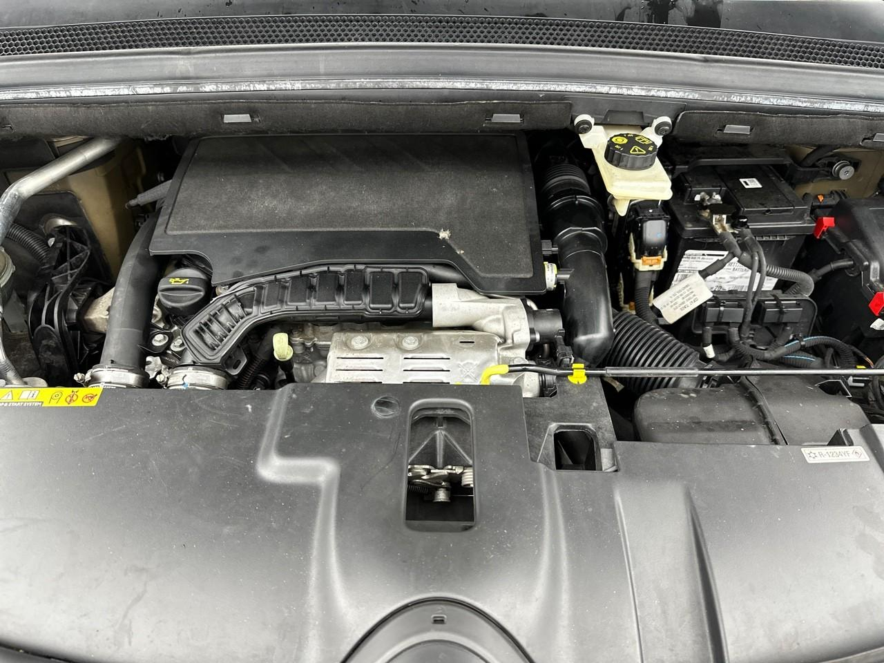 Citroën C4 spacetourer puretech 130 s&s eat8 origins — photo 13