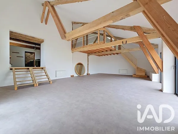 Maison 5 pièces 228 m²