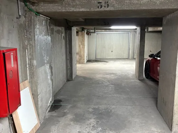 Parking centre-gare, H=2,10m - 365 jours