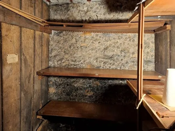 A louer cave 4.3 m² quartier Jourdain, Paris 19