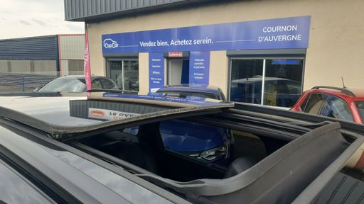 Peugeot 5008 2.0 BlueHdi 180 EAT8 - Gt Pack – 2022 – 126077 km – Diesel – Boîte Automatique — photo 15