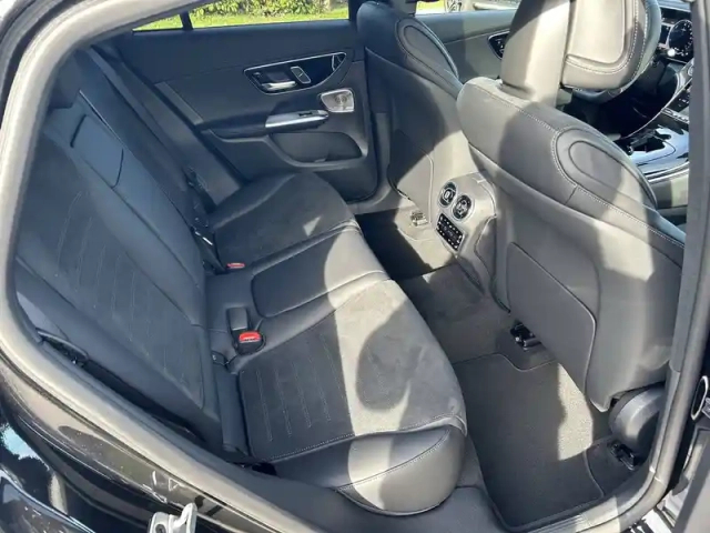 Mercedes Glc coupe 300 d e hybrid eq 9g-tronic 4matic — photo 24