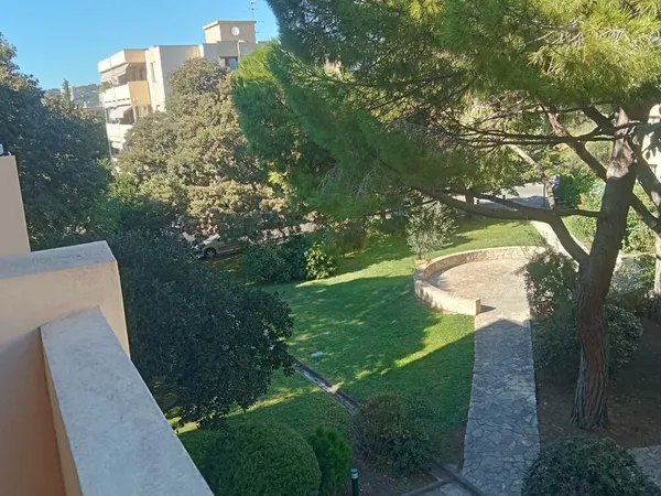 Appartement type 3. Quartier très recherché. Marseille 8 iem