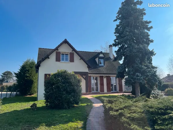 Maison F5 avec piscine à louer - Saint-Georges-sur-Baulche