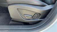 Renault Captur 1.6 E-Tech hybride 145ch Iconic — photo 12