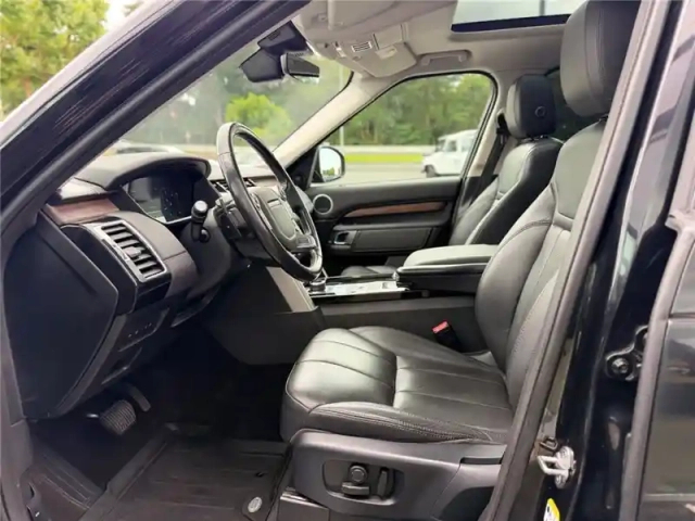 Land Rover Discovery mark iii sd4 2.0 240 ch — photo 7