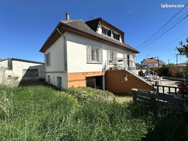 Pavillon 7 pièces 104 m²