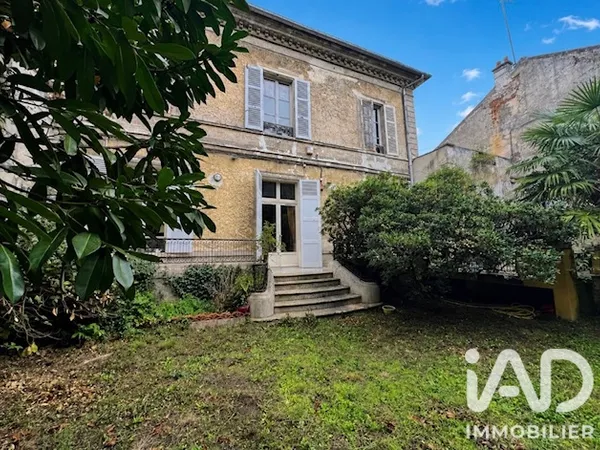 Appartement 6 pièces 155 m²
