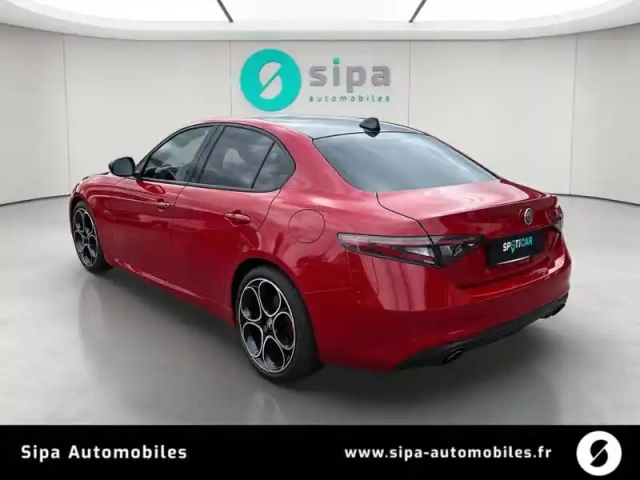Alfa Romeo Giulia 2.2 160 ch at8 — photo 3