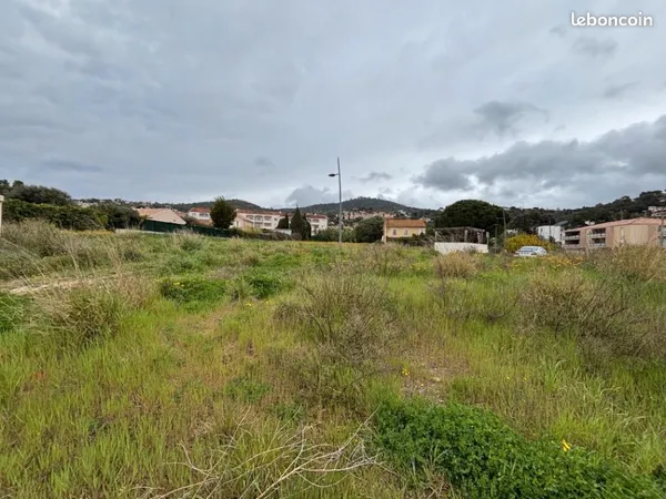 Terrain 404 m² Bormes Les Mimosas
