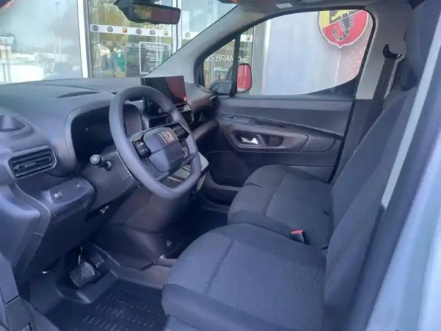 Fiat Doblo fg m diesel 130ch automatique pack premium connect — photo 15