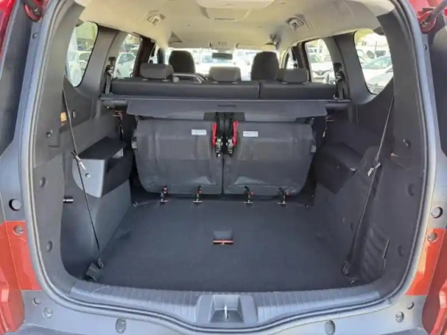 Dacia Jogger 7 places extreme+ tce 110 — photo 19
