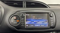 Toyota Yaris 100h Dynamic 5p RC18 — photo 18