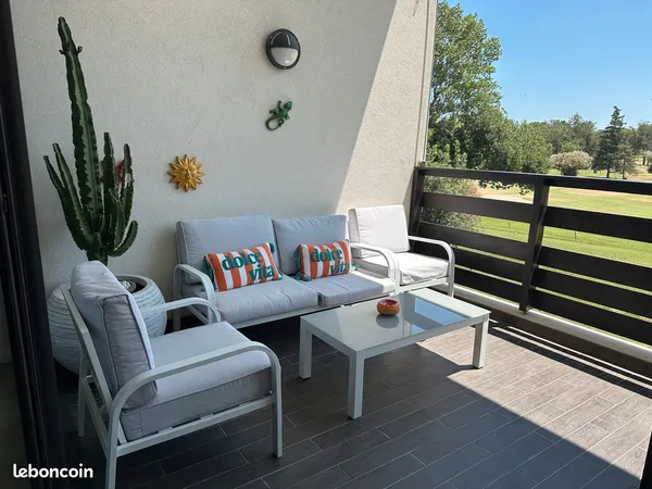 T2 avec terrasse - Vue golf sans vis-à-vis