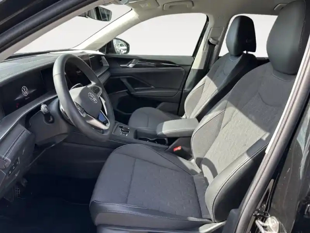 Volkswagen Tayron 1.5 ehybrid 204ch dsg6 5pl — photo 10