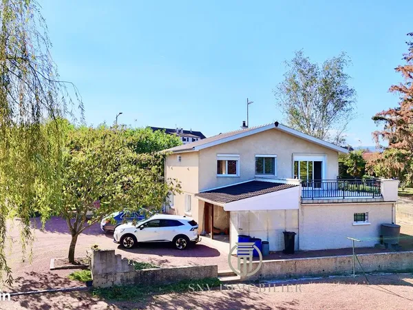 Maison 6 pièces 143 m²