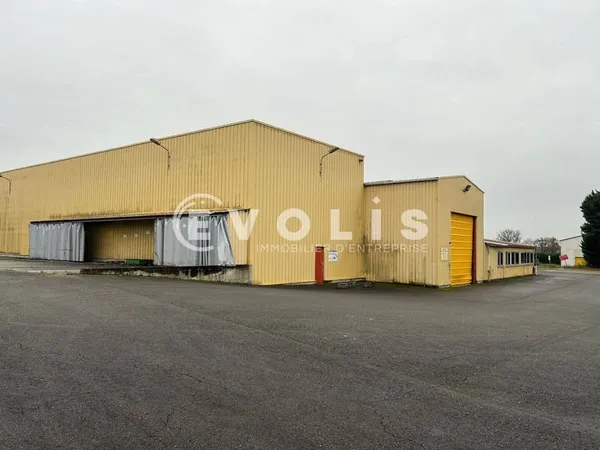 Local d'activité 6750 m²