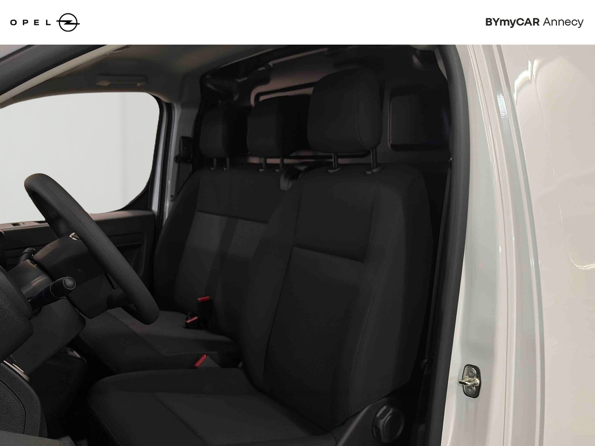 Opel VIVARO FGN DIESEL 150 CH M MANUELLE — photo 11