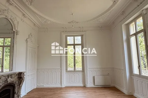 Appartement 3 pièces 83 m²