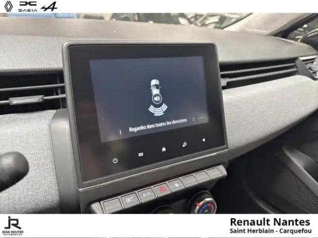 Renault Clio 1.0 tce 90ch evolution — photo 11