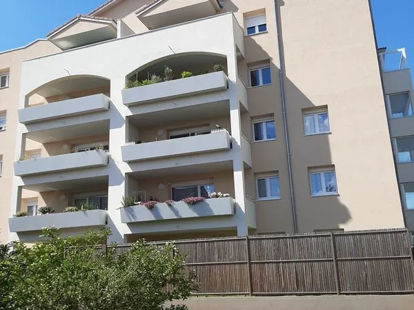 Apparemment T3 71 m2 à L'isle d'abeau