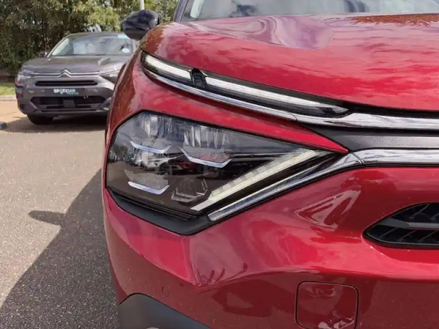 Citroën C4 puretech 130 eat8 — photo 16