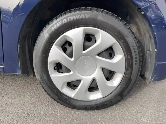 Dacia Sandero eco-g 100 — photo 1