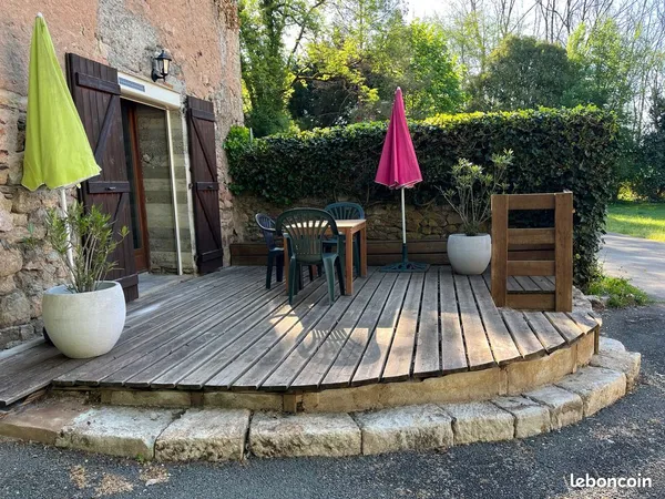 Grand Studio meublé cosy 37m2 avec terrasse & piscine