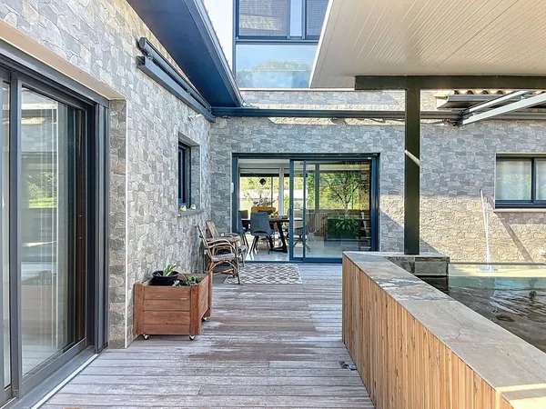 Maison de luxe 5 pièces 195 m²
