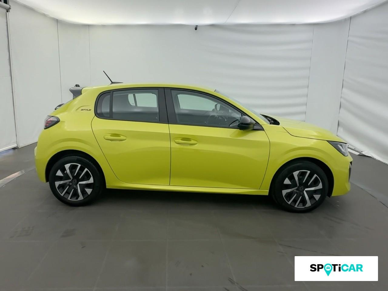 Peugeot 208 1.2 hybrid 110ch style e-dcs6 — photo 4