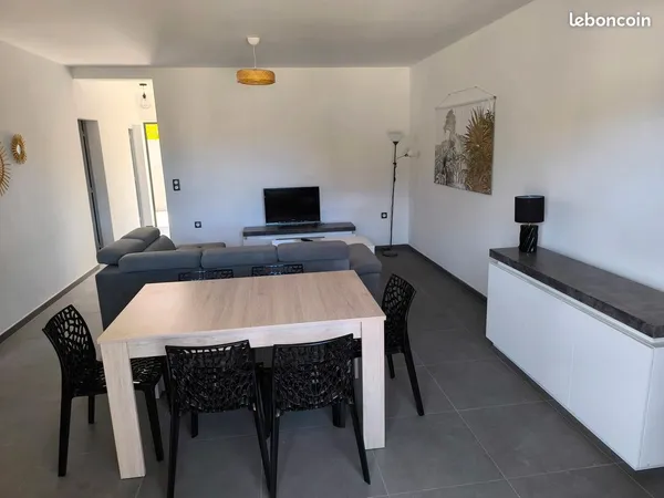 Un T3 récent de 97 m² au rez de chaussée