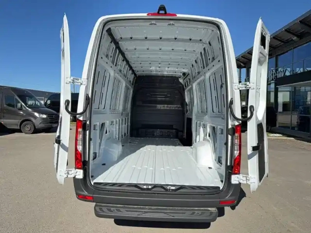 Mercedes Sprinter fgn 317 cdi 43 3.5t rwd — photo 8