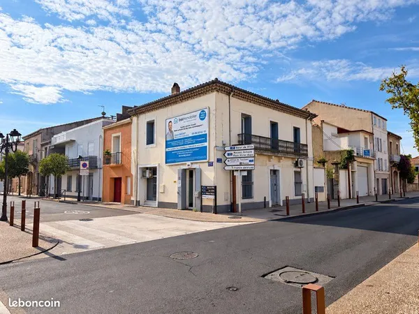 LOCAL COMMERCIAL ou PROFESSIONNEL 67 M² - EMPLACEMENT STRATÉGIQUE - parking gratuit à proximité